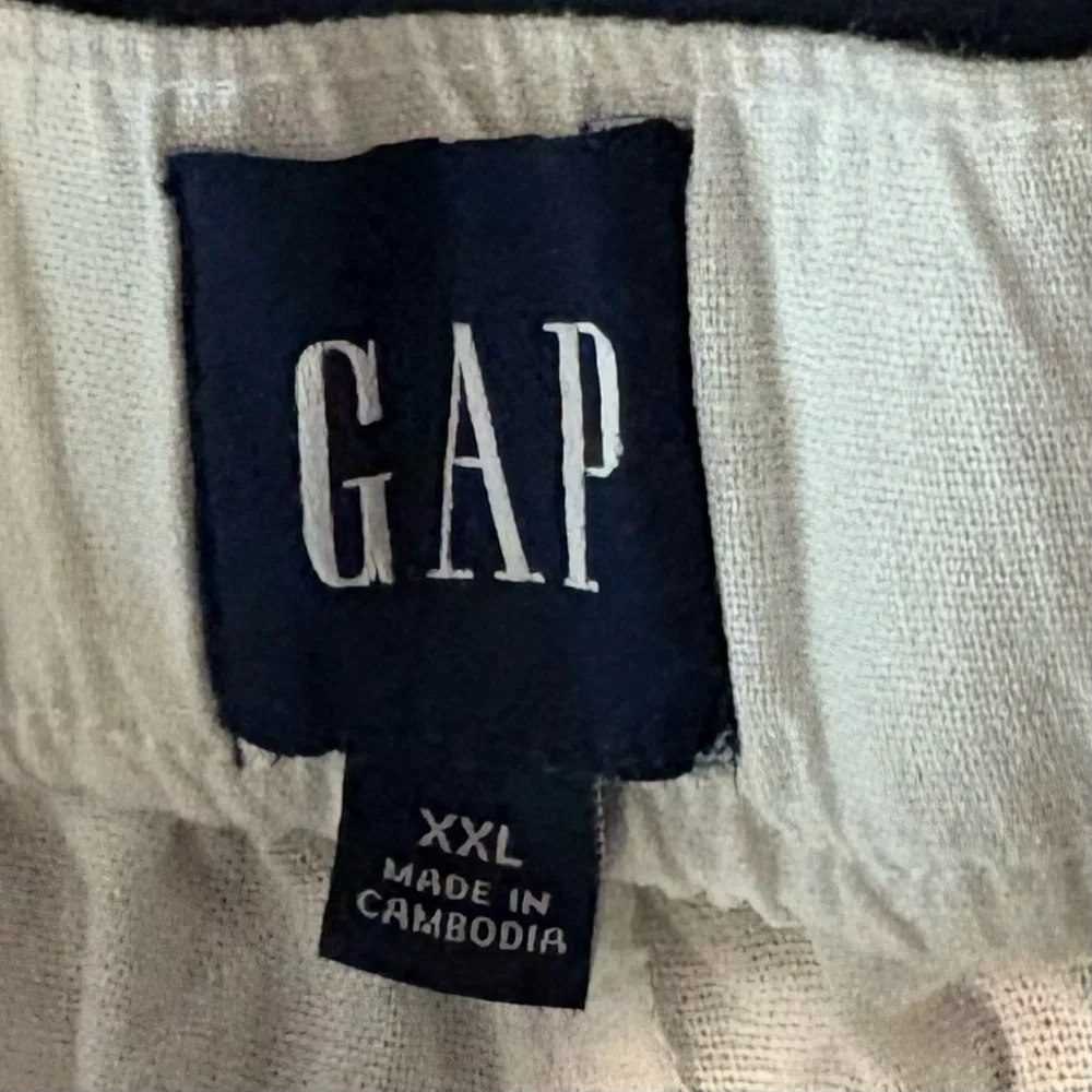 GAP Women’s Lined Pants - Picture 7 of 8